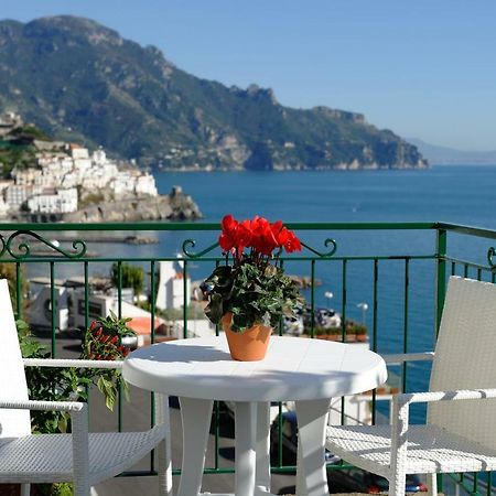 Amalfi Blue Flowers A 外观 照片